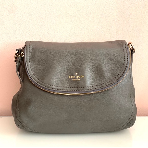 Kate Spade ♠️ Cobble Hill Penny Shoulder Bag - Picture 1 of 8